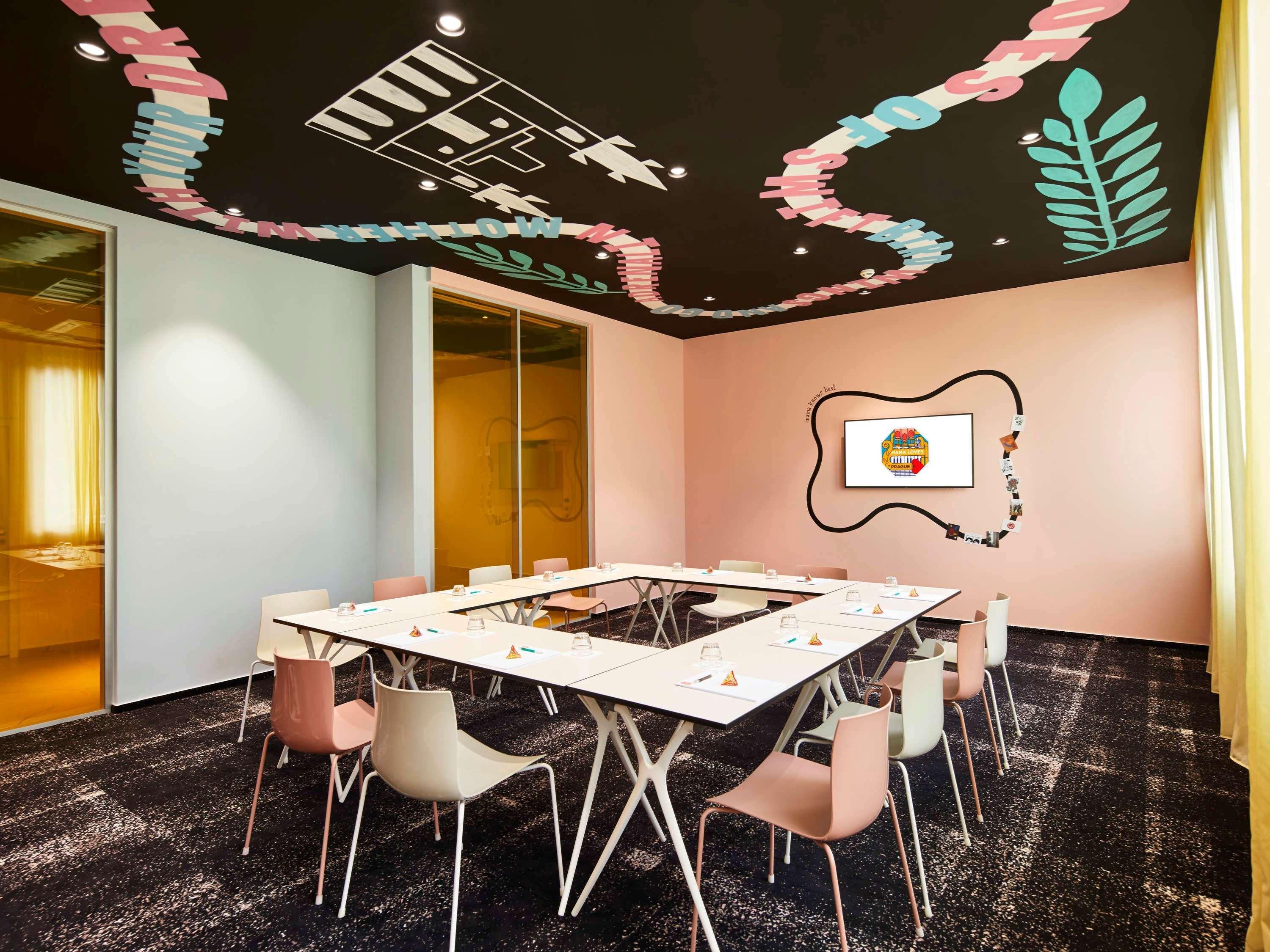 Mama Shelter Prague Hotel Kinh doanh bức ảnh