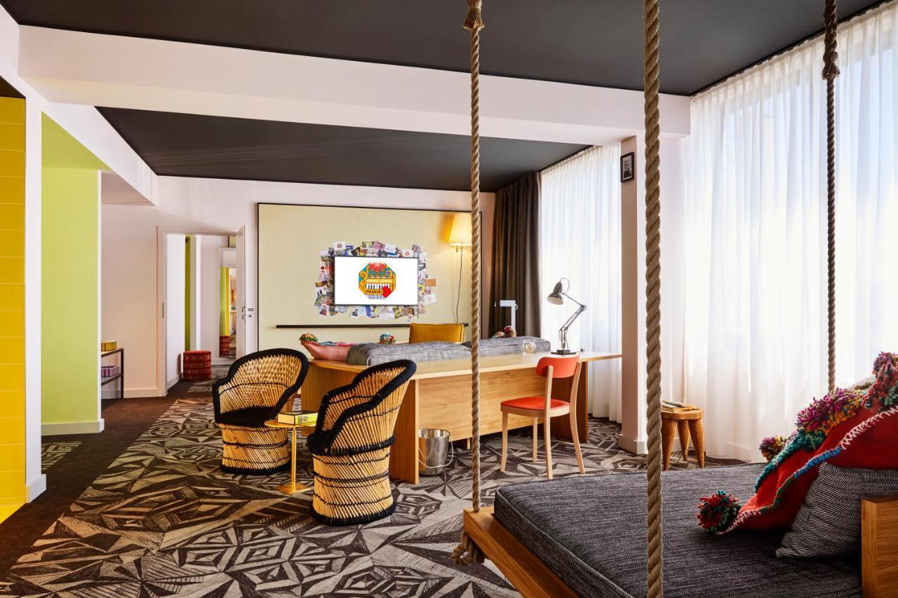 Mama Shelter Prague Hotel Ngoại thất bức ảnh